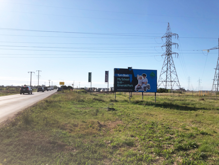 sign3